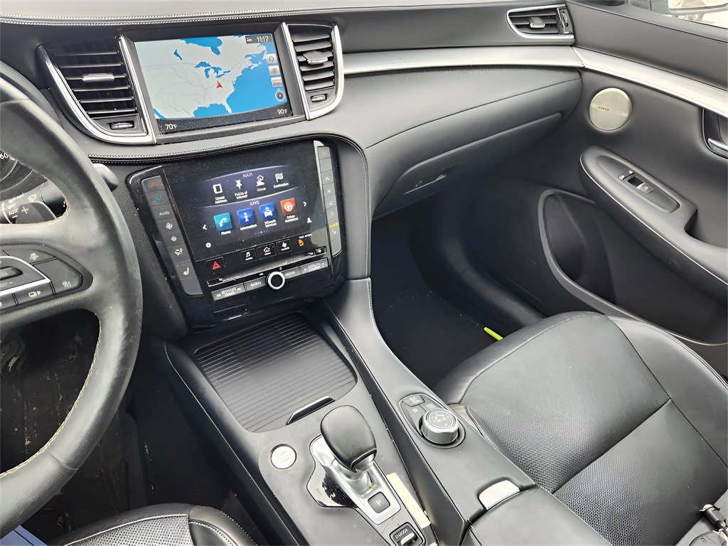 Used 2019 INFINITI QX50 Essential w/ Premium Heat Package image 24