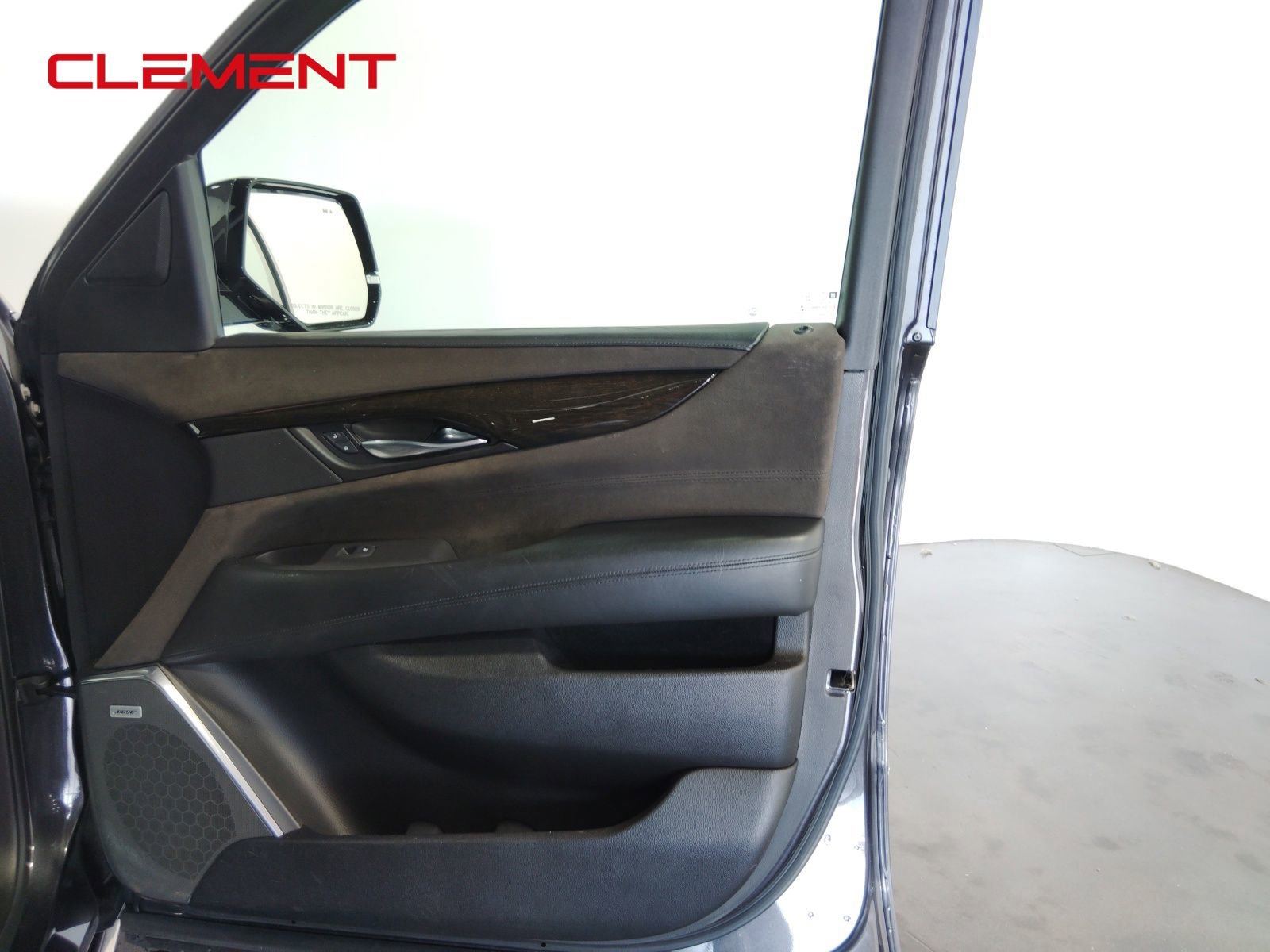 Used 2016 Cadillac Escalade ESV Platinum image 47