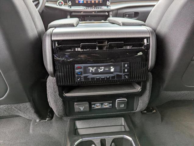 New 2025 Jeep Wagoneer Series II AWD/4WD image 22