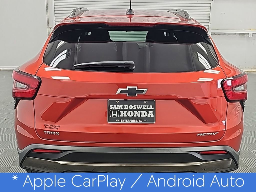 Used 2024 Chevrolet Trax ACTIV w/ Driver Confidence Package image 8