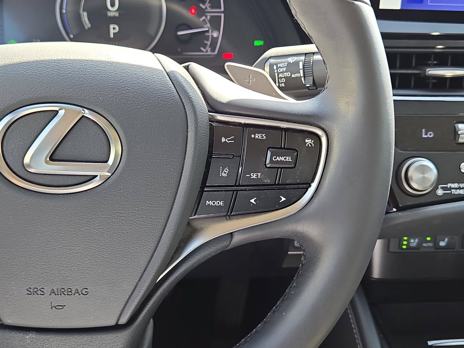 Certified 2025 Lexus ES 300h w/ Premium Package FWD image 21