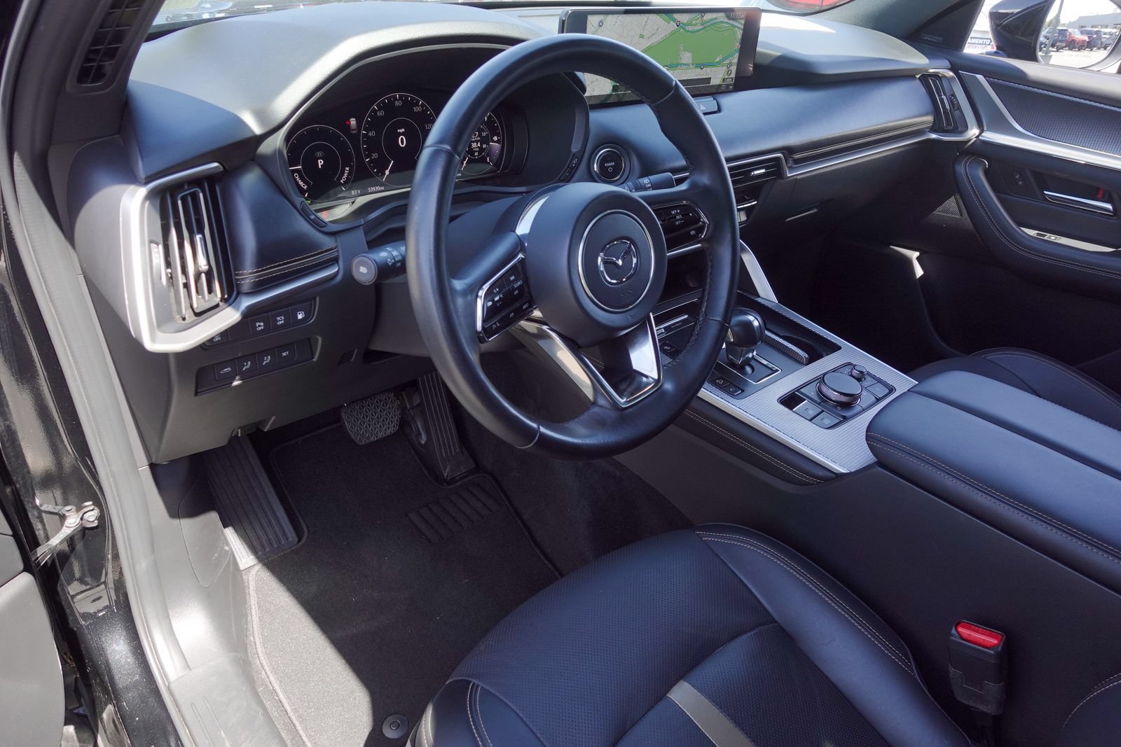 Used 2024 MAZDA CX-90 Plug-In Hybrid w/ Premium Plus AWD/4WD image 11