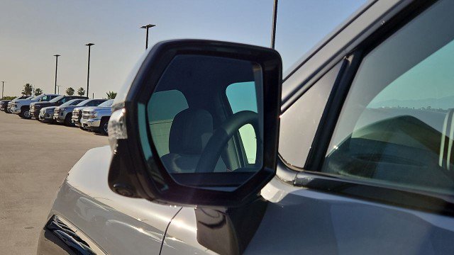 Used 2025 Chevrolet Silverado EV RST image 20