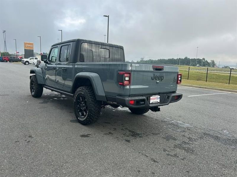 New 2025 Jeep Gladiator Willys AWD/4WD image 7