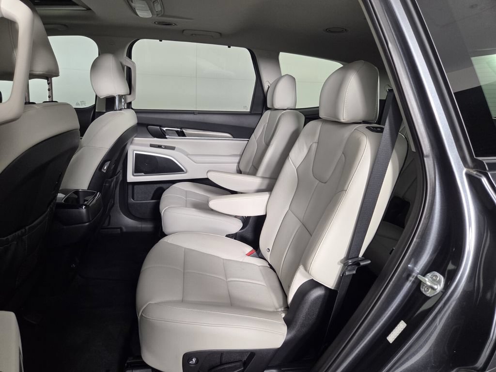 Used 2021 Kia Telluride EX w/ EX Premium Package AWD/4WD image 24