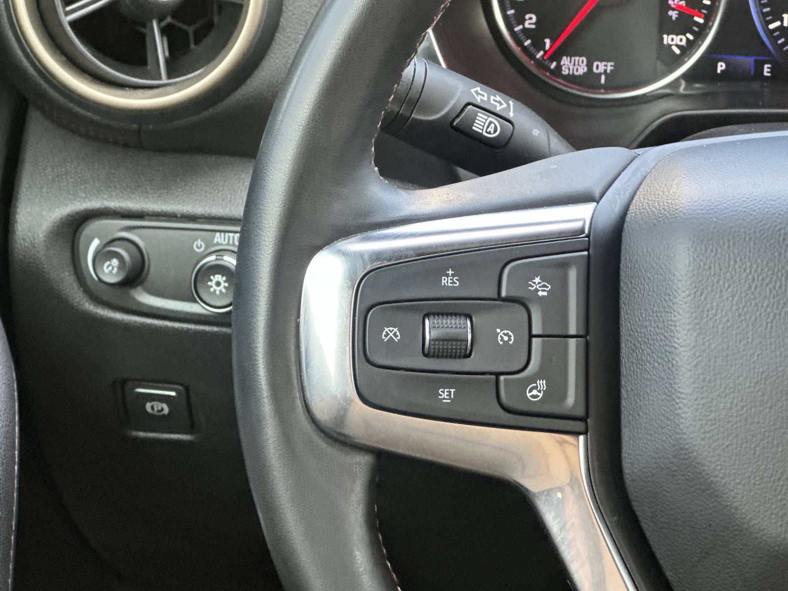 Used 2023 Chevrolet Blazer Premier w/ Driver Confidence II Package FWD image 20
