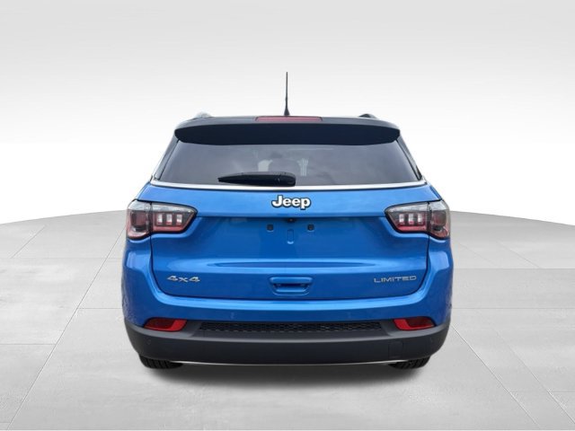Used 2023 Jeep Compass Limited AWD/4WD image 12