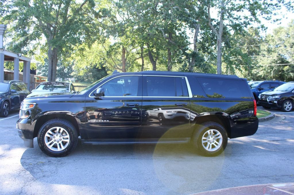 Used 2015 Chevrolet Suburban LS RWD image 4