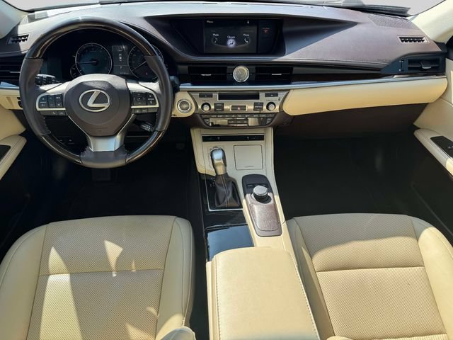Used 2018 Lexus ES 350 w/ Premier Package FWD image 18