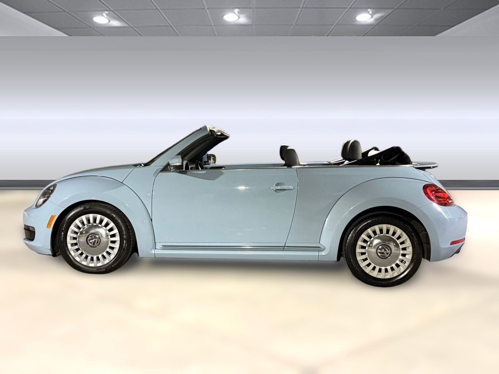 Used 2016 Volkswagen Beetle 1.8T SE image 35