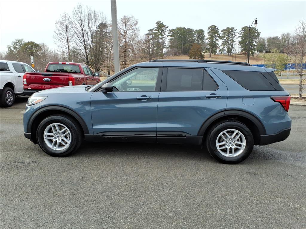 New 2026 Ford Explorer Active image 7
