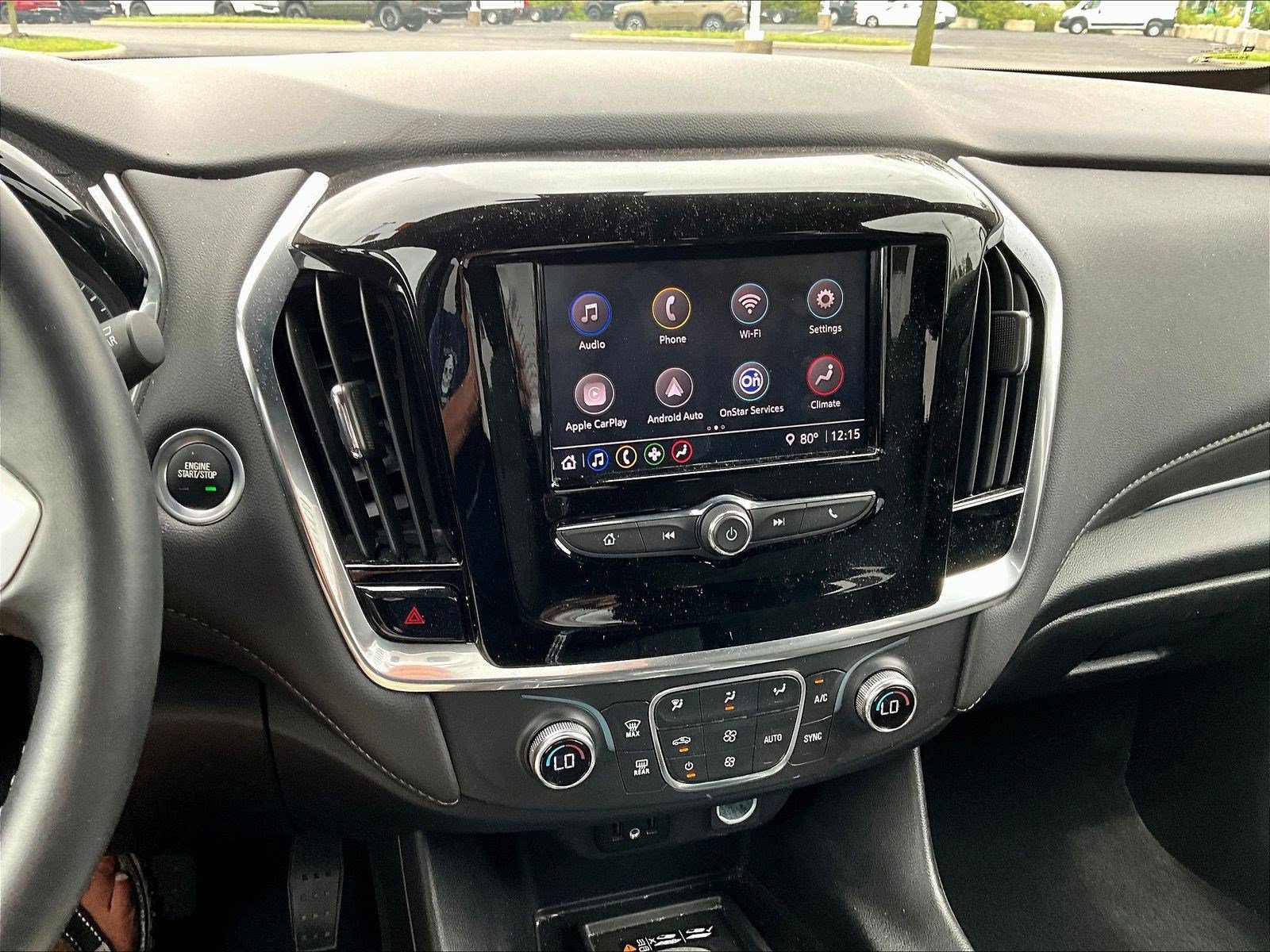 Used 2023 Chevrolet Traverse LT FWD image 15
