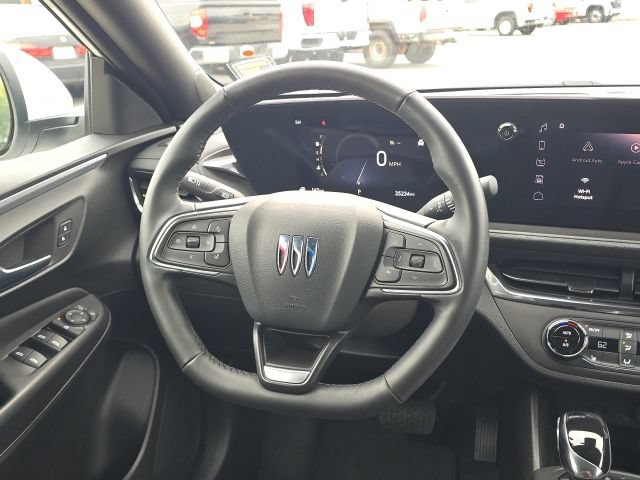 Used 2024 Buick Envista Preferred w/ Convenience I Package FWD image 33