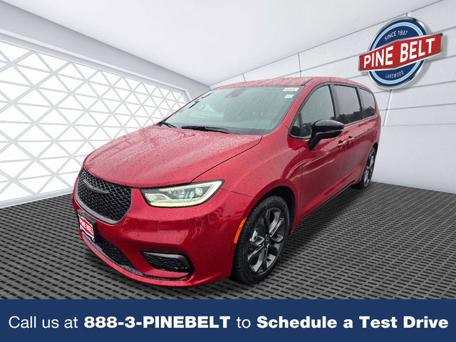 New 2026 Chrysler Pacifica Select image 1