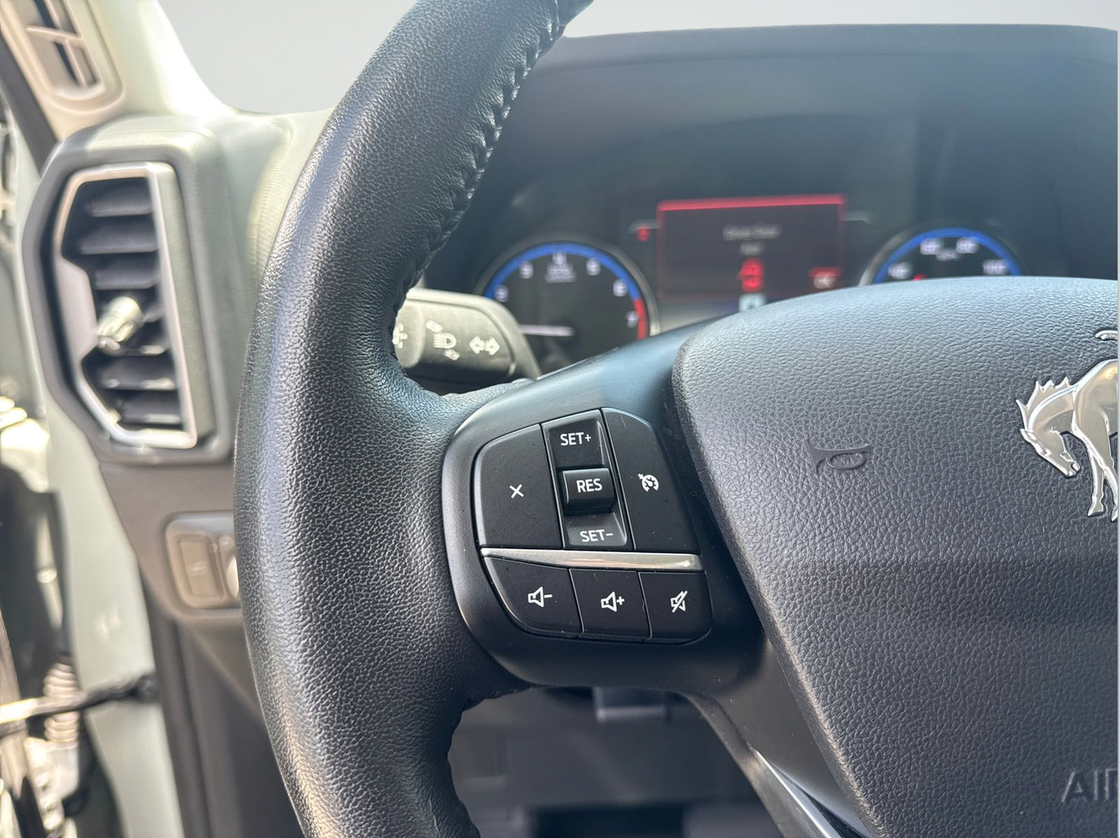 Used 2023 Ford Bronco Sport Outer Banks AWD/4WD image 17