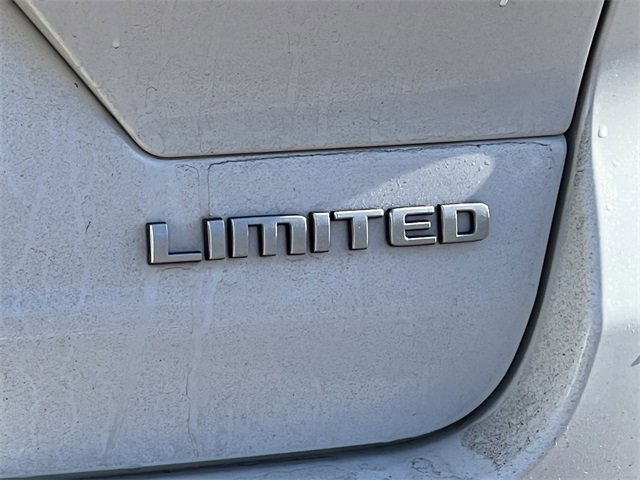 Used 2024 Jeep Grand Cherokee Limited image 9