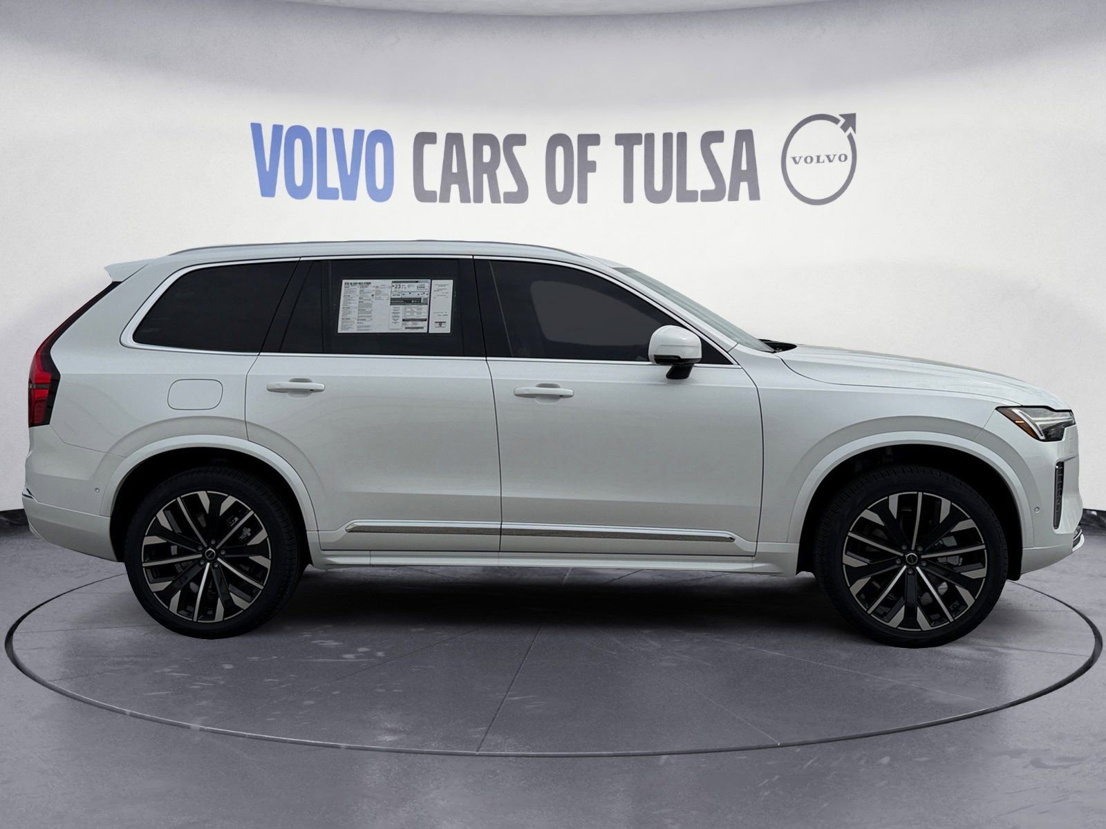 New 2026 Volvo XC90 B6 Ultra w/ Protection Package image 6