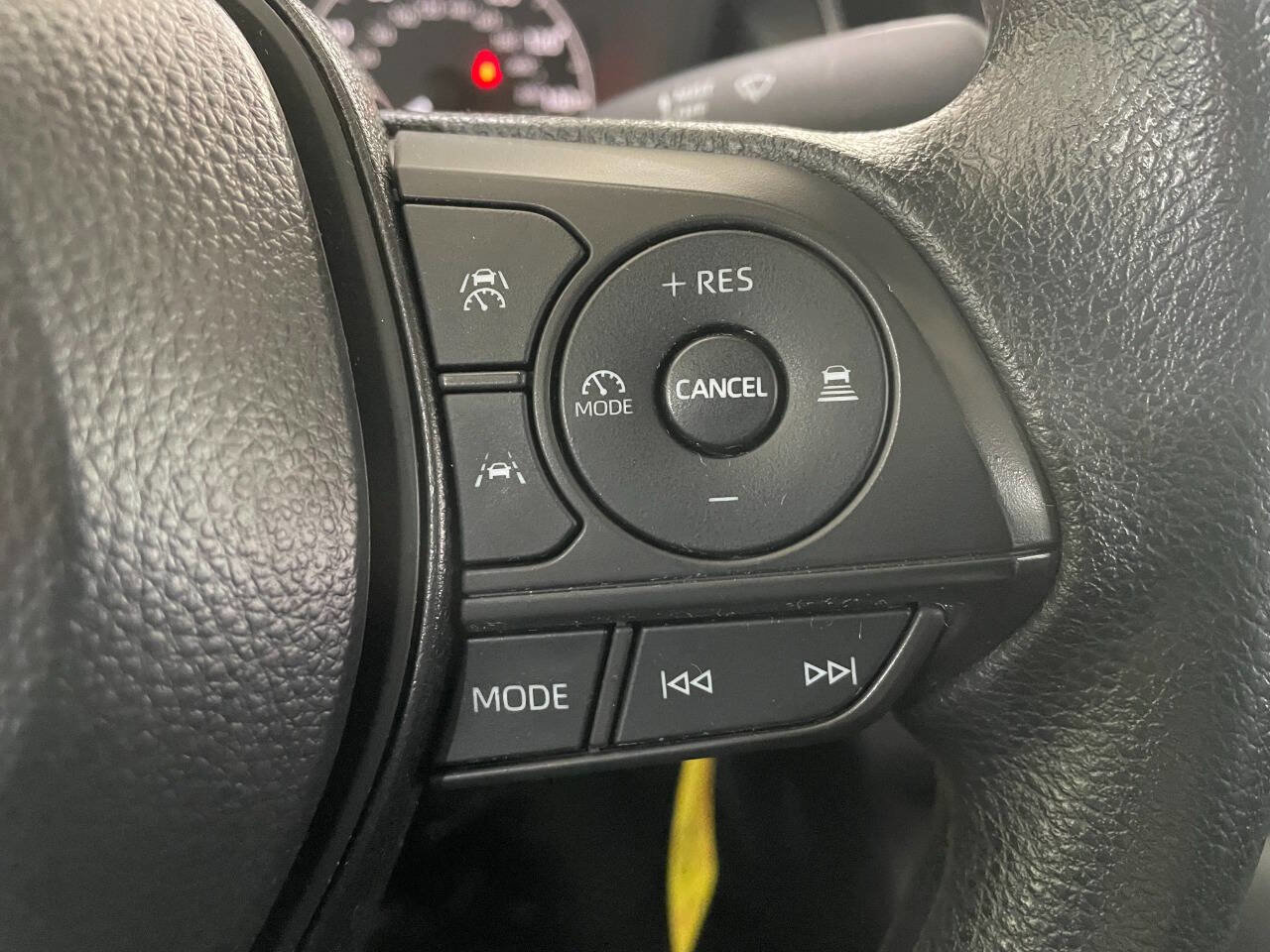 Used 2024 Toyota Corolla LE image 39