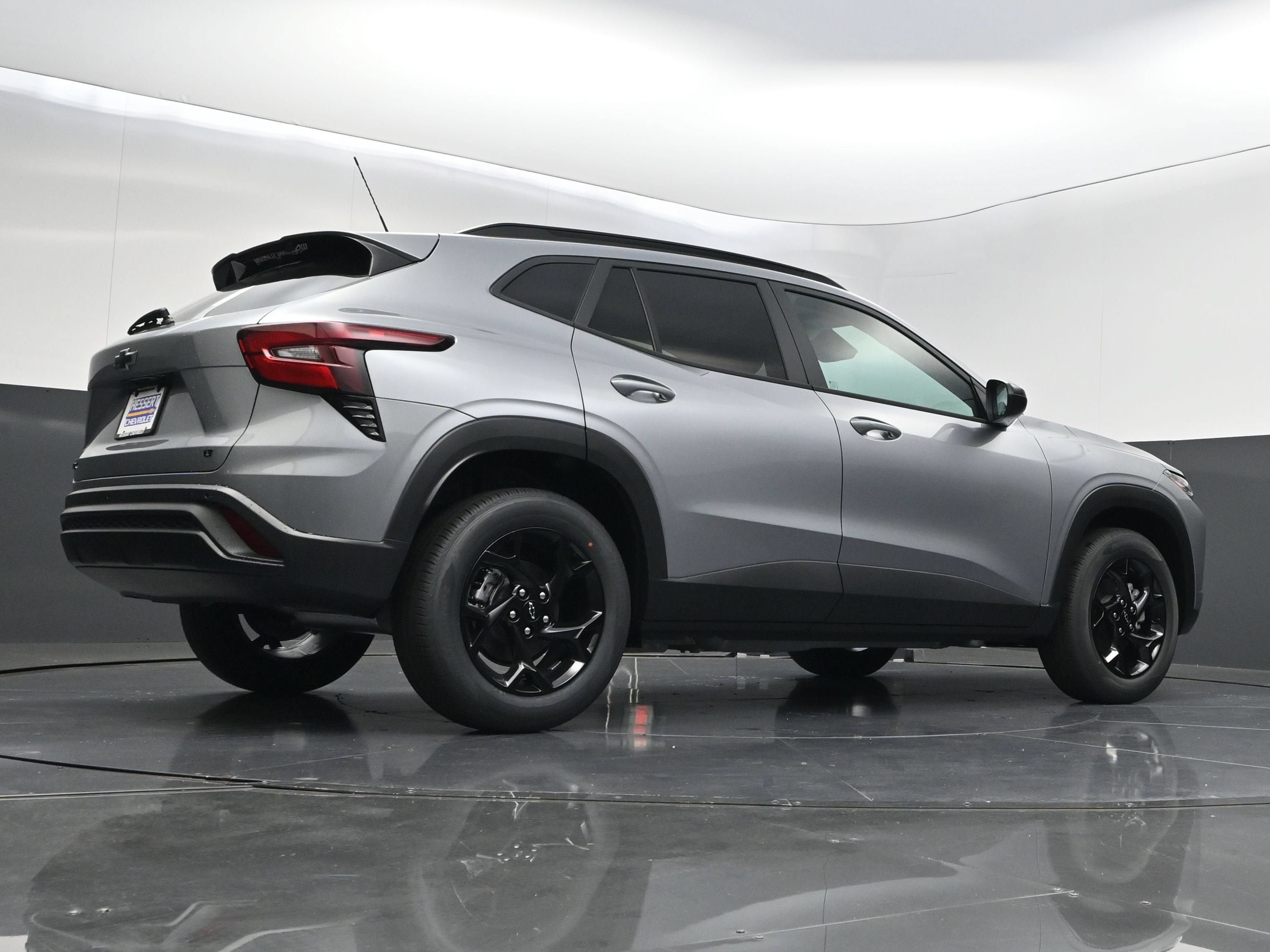 New 2026 Chevrolet Trax LT w/ Sunroof Package FWD image 44