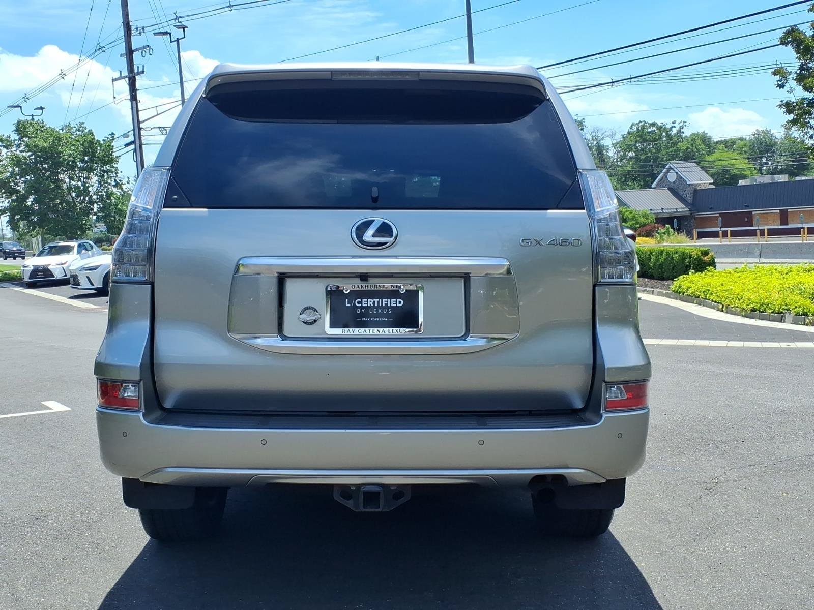 Certified 2022 Lexus GX 460 Premium w/ Premium Plus Package AWD/4WD image 24