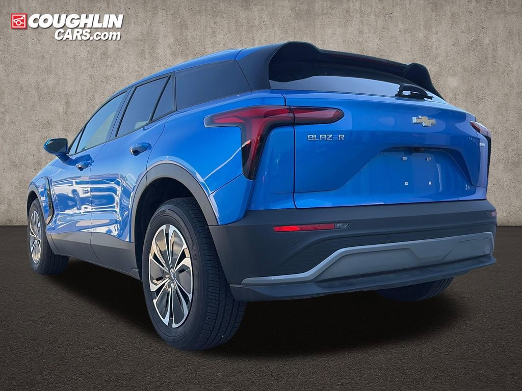 New 2025 Chevrolet Blazer EV LT AWD/4WD image 3