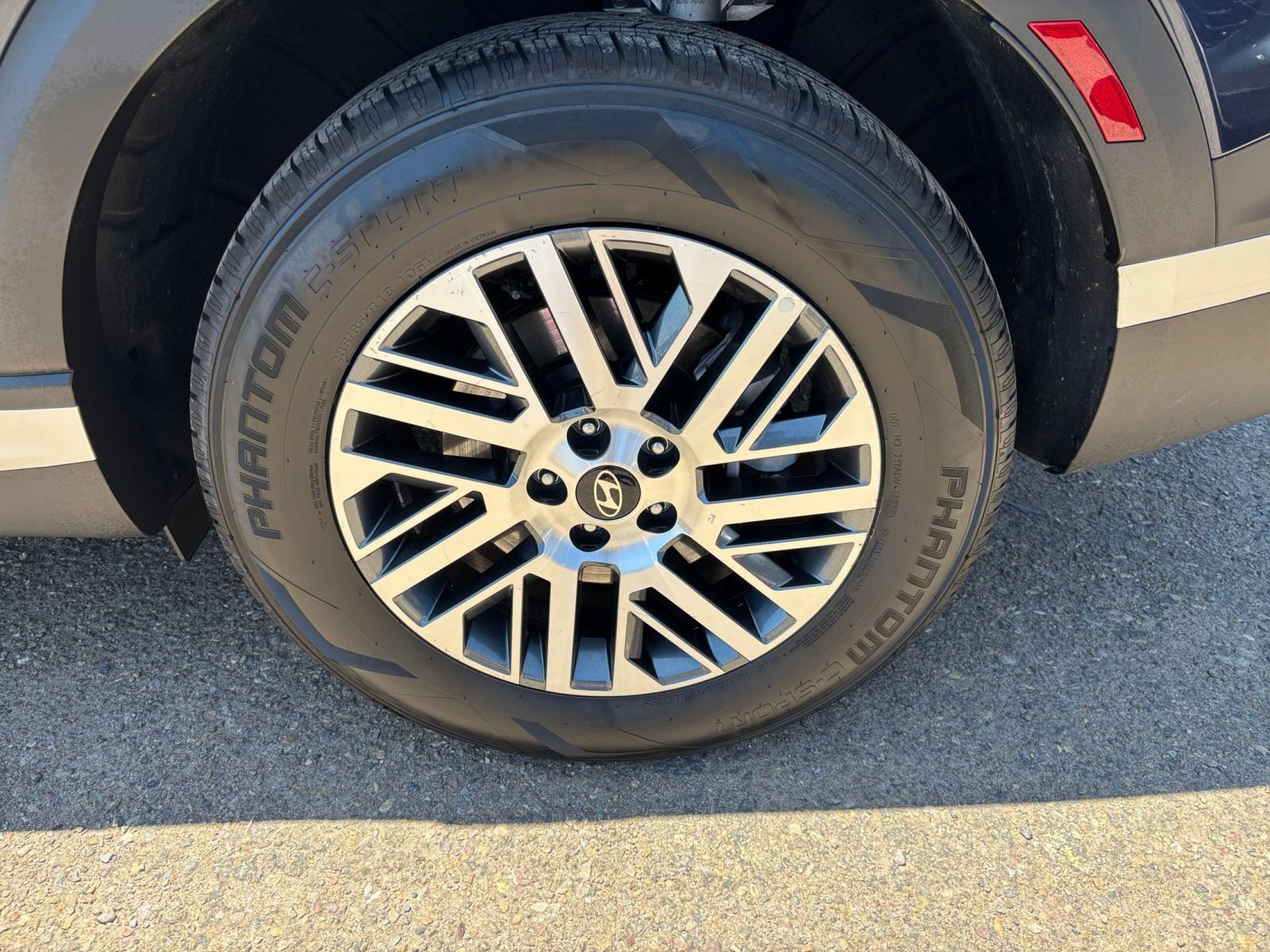 Used 2026 Hyundai Palisade SEL FWD image 34