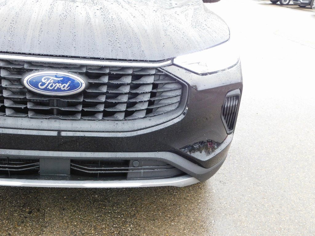 New 2026 Ford Escape Active w/ Active Premium Tech Pack image 9