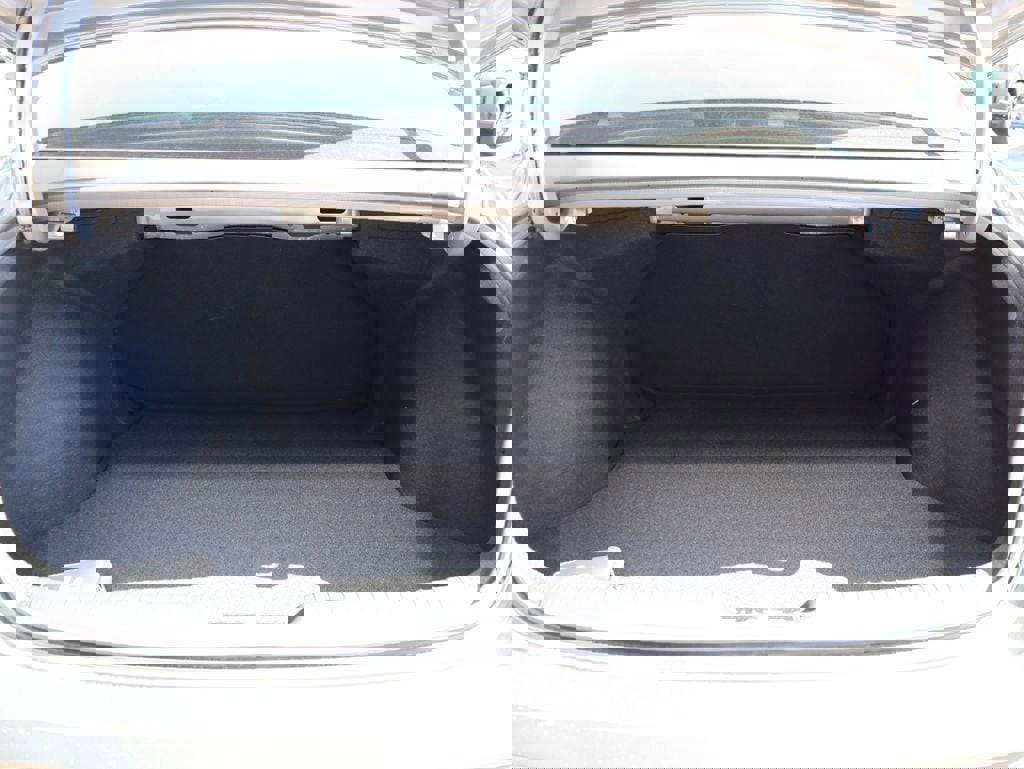 New 2026 Hyundai Elantra Sport image 9