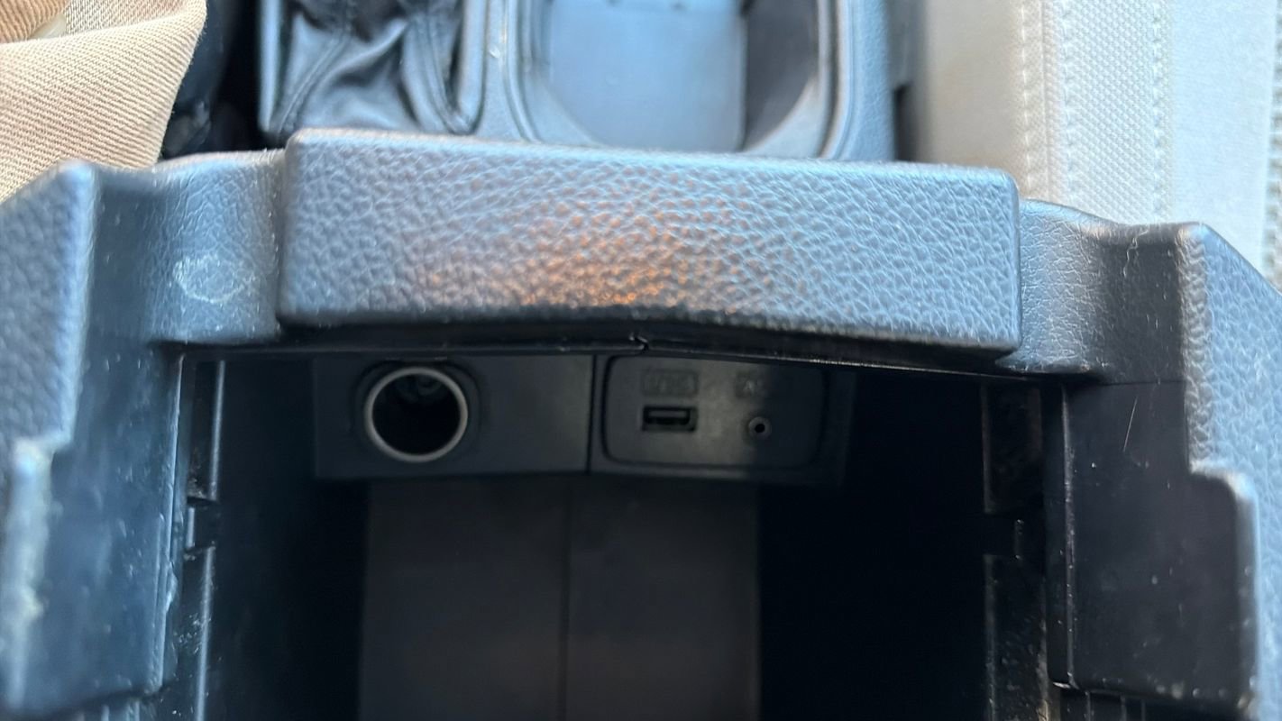 Used 2015 Subaru Forester 2.5i image 16