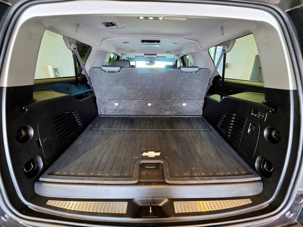 Used 2016 Chevrolet Suburban LT AWD/4WD image 7
