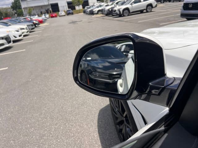 Used 2022 BMW X6 xDrive40i w/ M Sport Package AWD/4WD image 12