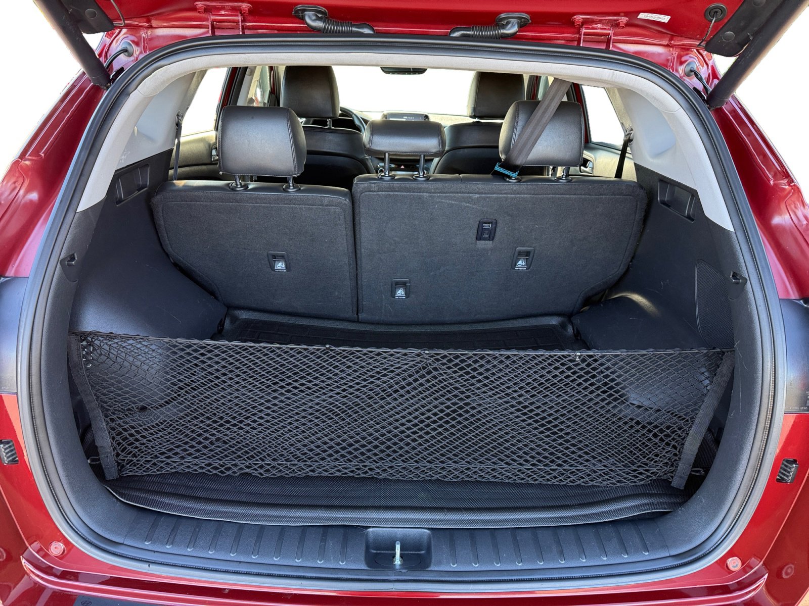 Used 2020 Hyundai Tucson Ultimate w/ Cargo Package FWD image 17