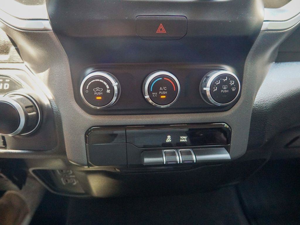 Used 2020 RAM 1500 Big Horn AWD/4WD image 23
