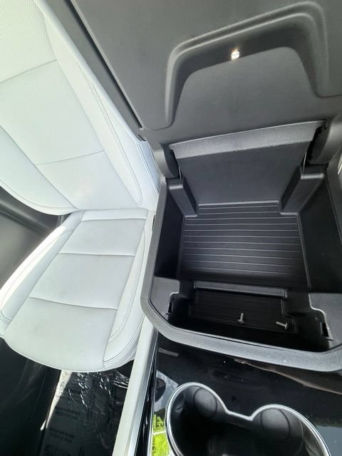 Certified 2025 Chevrolet Suburban Premier AWD/4WD image 27