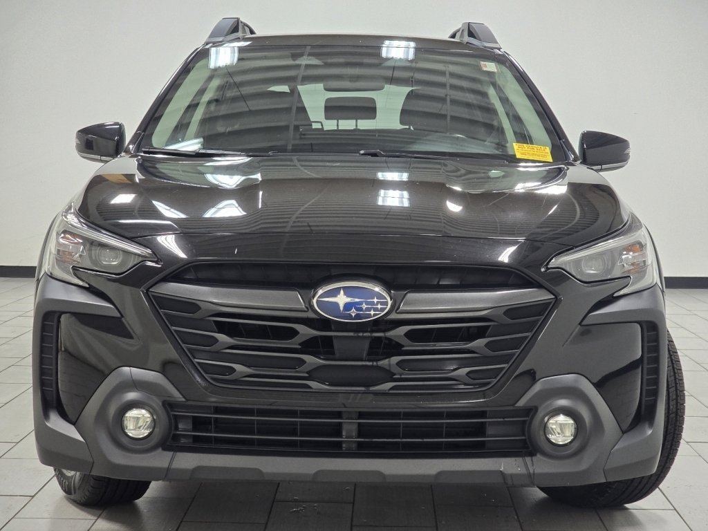 Used 2023 Subaru Outback Premium image 9