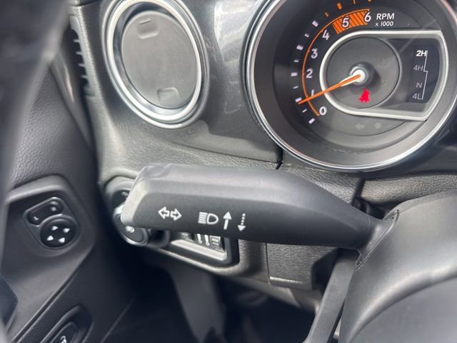 Used 2021 Jeep Wrangler Unlimited Sahara AWD/4WD image 29