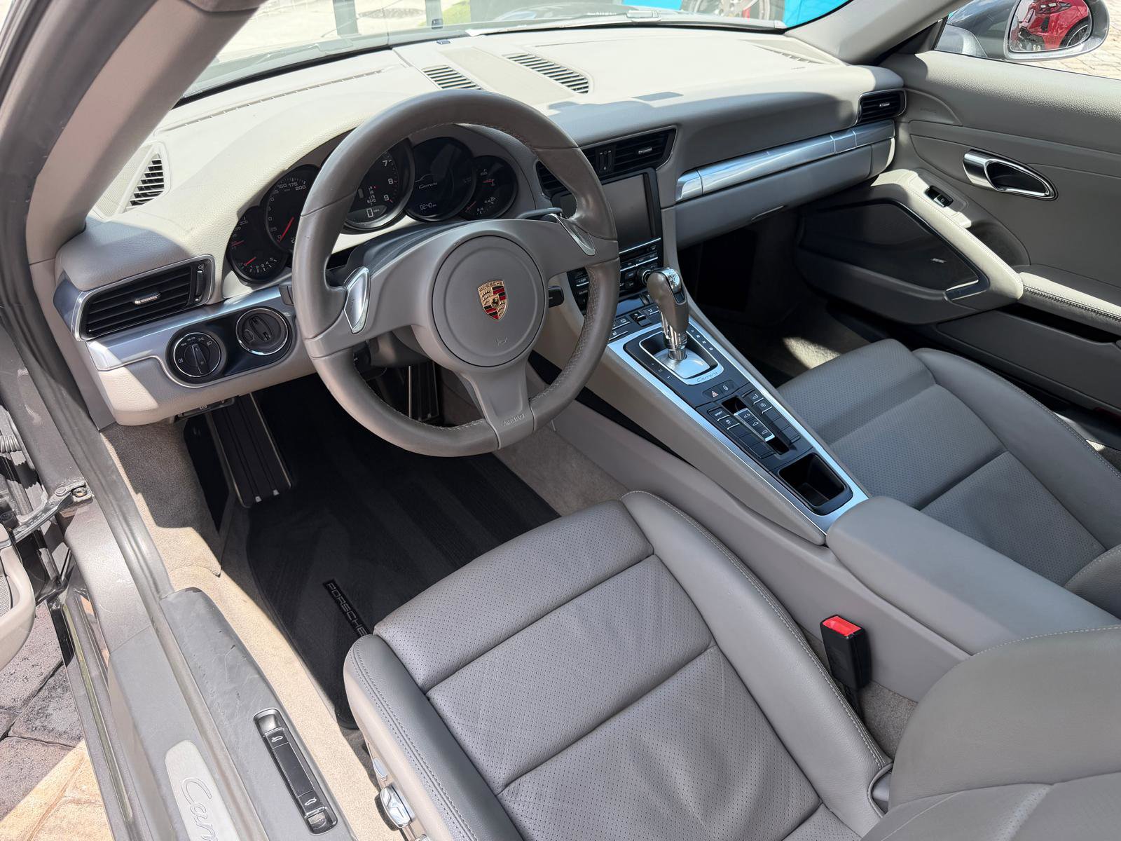 Used 2013 Porsche 911 Carrera RWD image 33