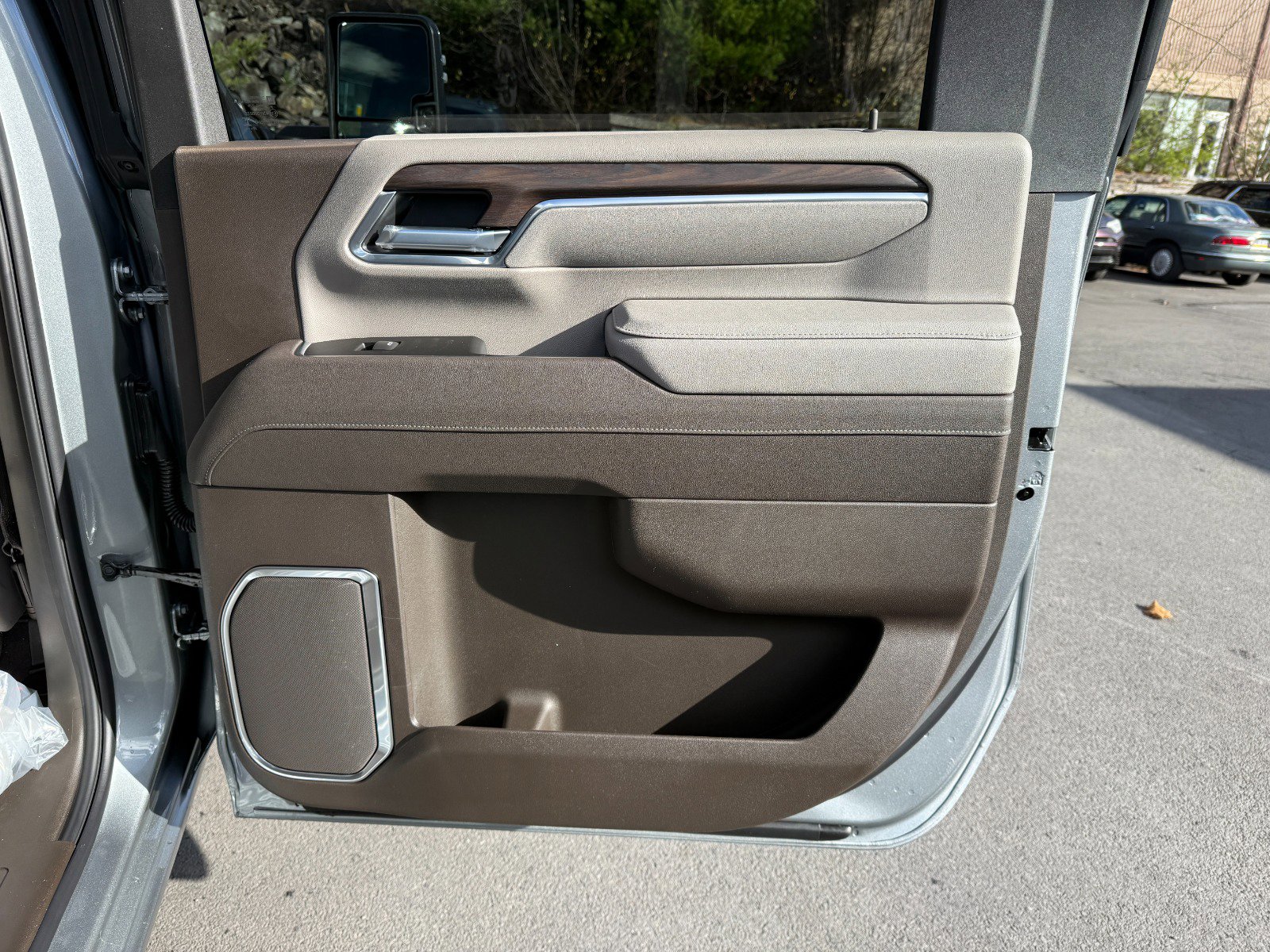 New 2026 GMC Sierra 2500 SLT w/ Max Trailering Package image 21