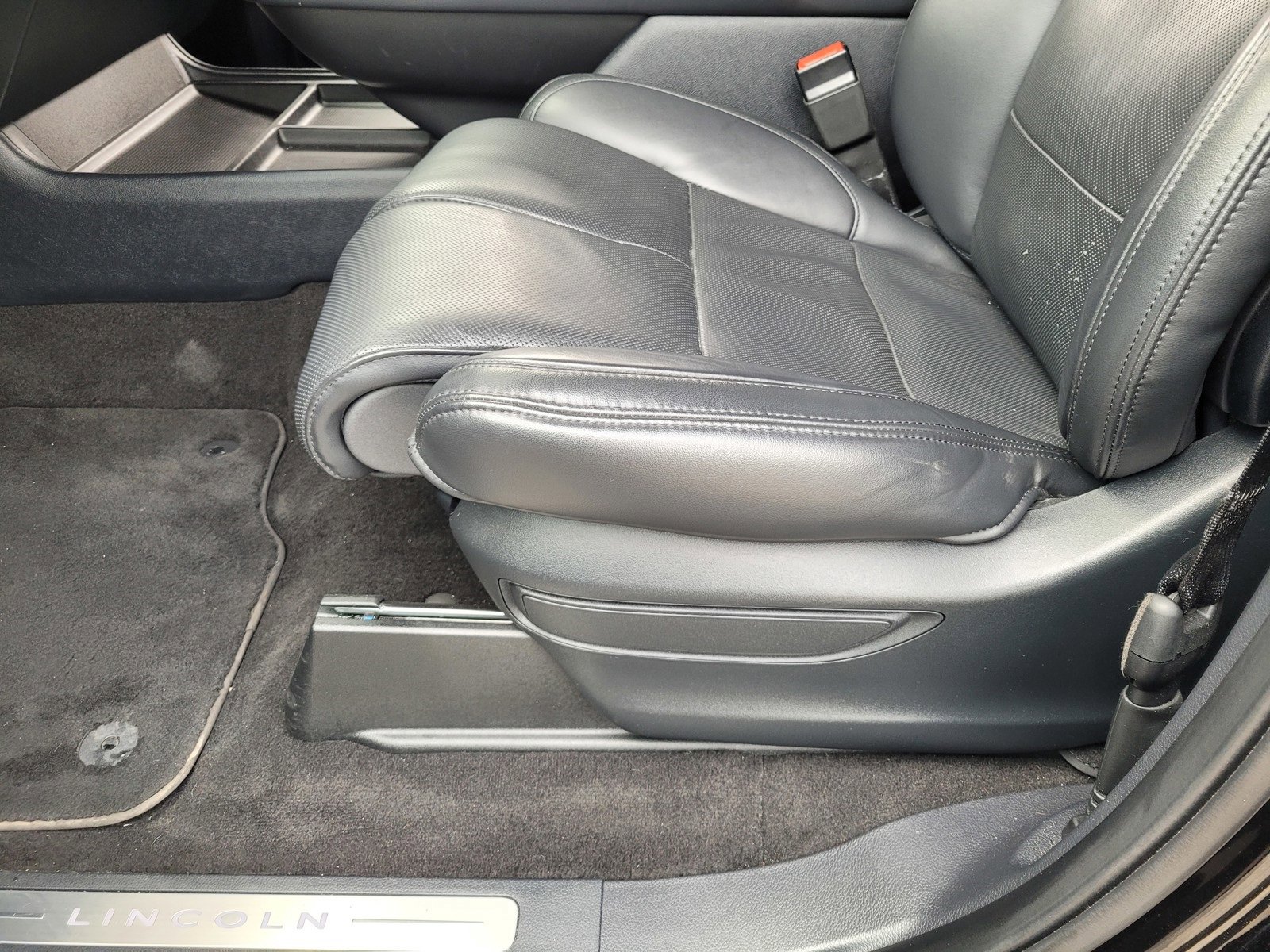 Used 2023 Lincoln Navigator Reserve image 23