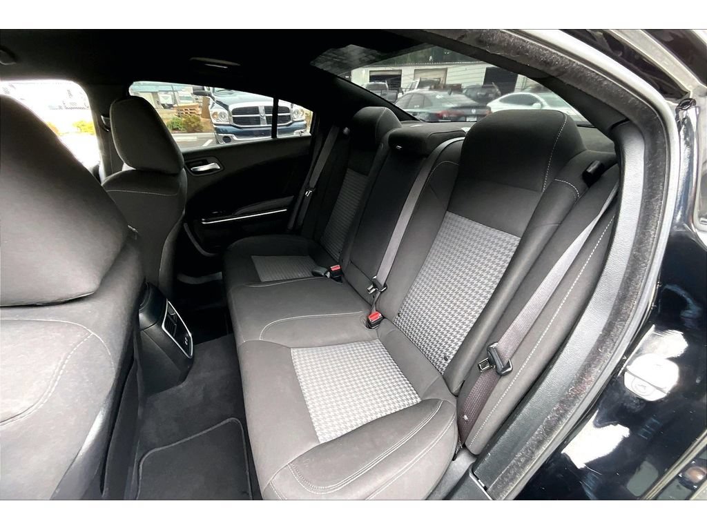 Used 2022 Dodge Charger GT RWD image 25