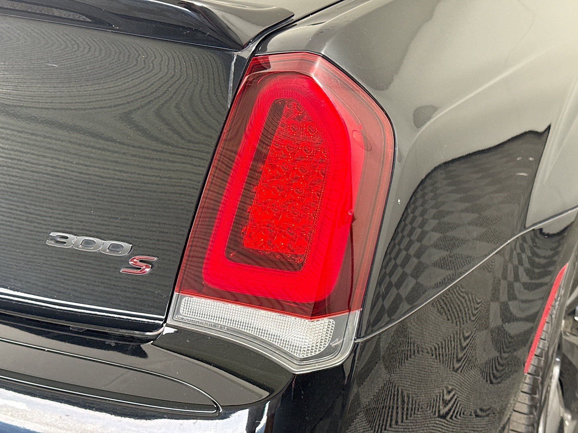 Used 2022 Chrysler 300 S w/ Comfort Group RWD image 34