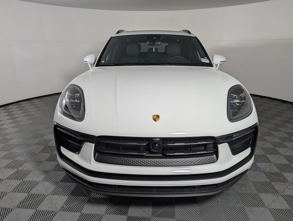 New 2026 Porsche Macan AWD/4WD image 10