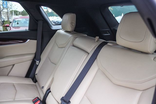 Used 2018 Cadillac XT5 Luxury w/ Driver Awareness Package image 24