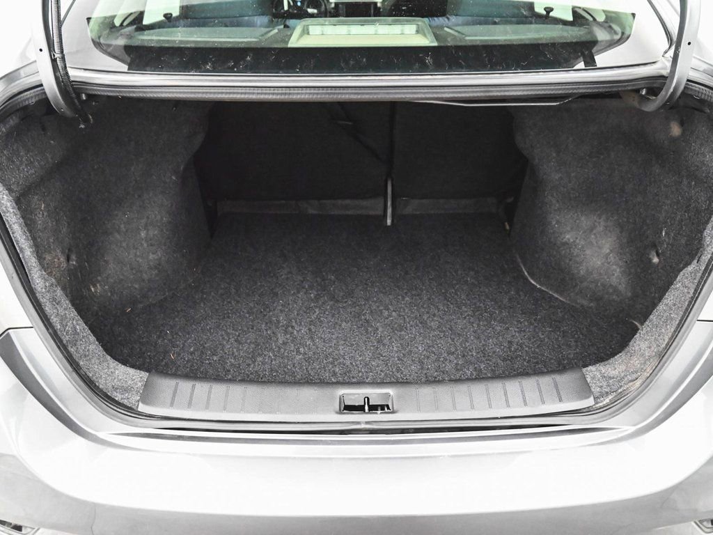 Used 2019 Nissan Sentra SV image 30