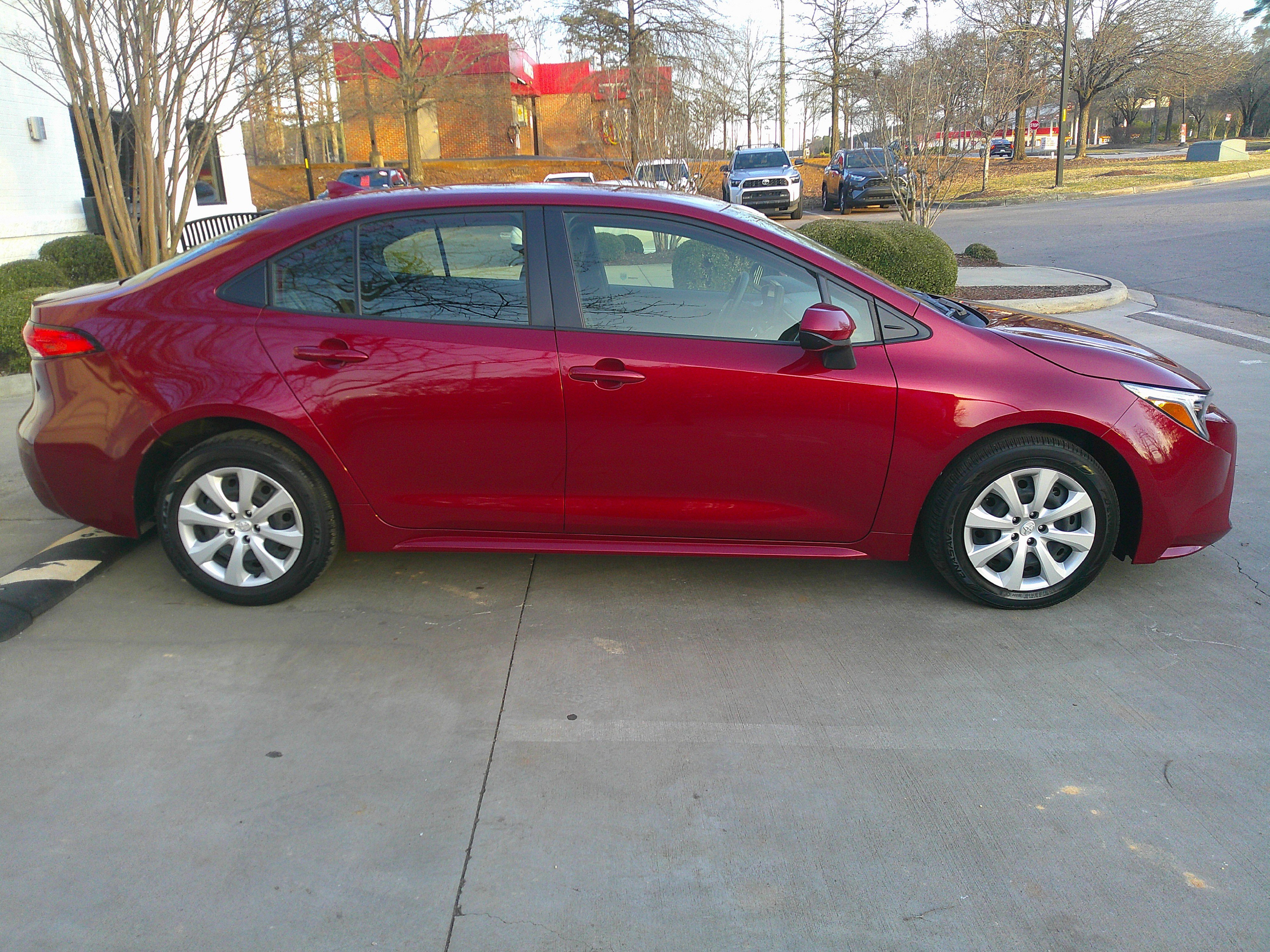 Used 2023 Toyota Corolla LE image 14