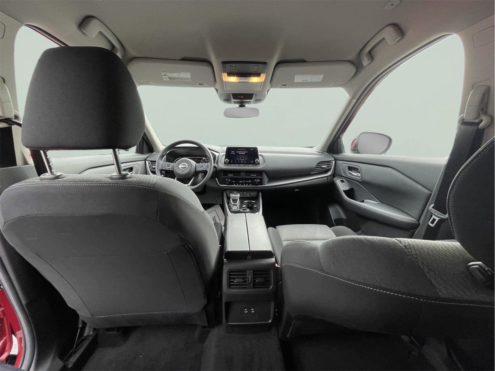 Used 2024 Nissan Rogue SV AWD/4WD image 15