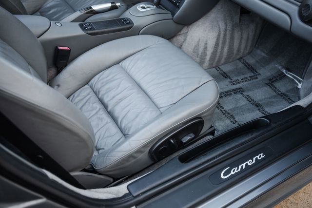 Used 2003 Porsche 911 Carrera image 91