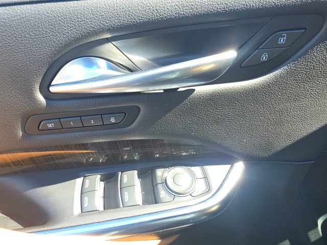 Used 2023 Cadillac XT4 Sport AWD/4WD image 12