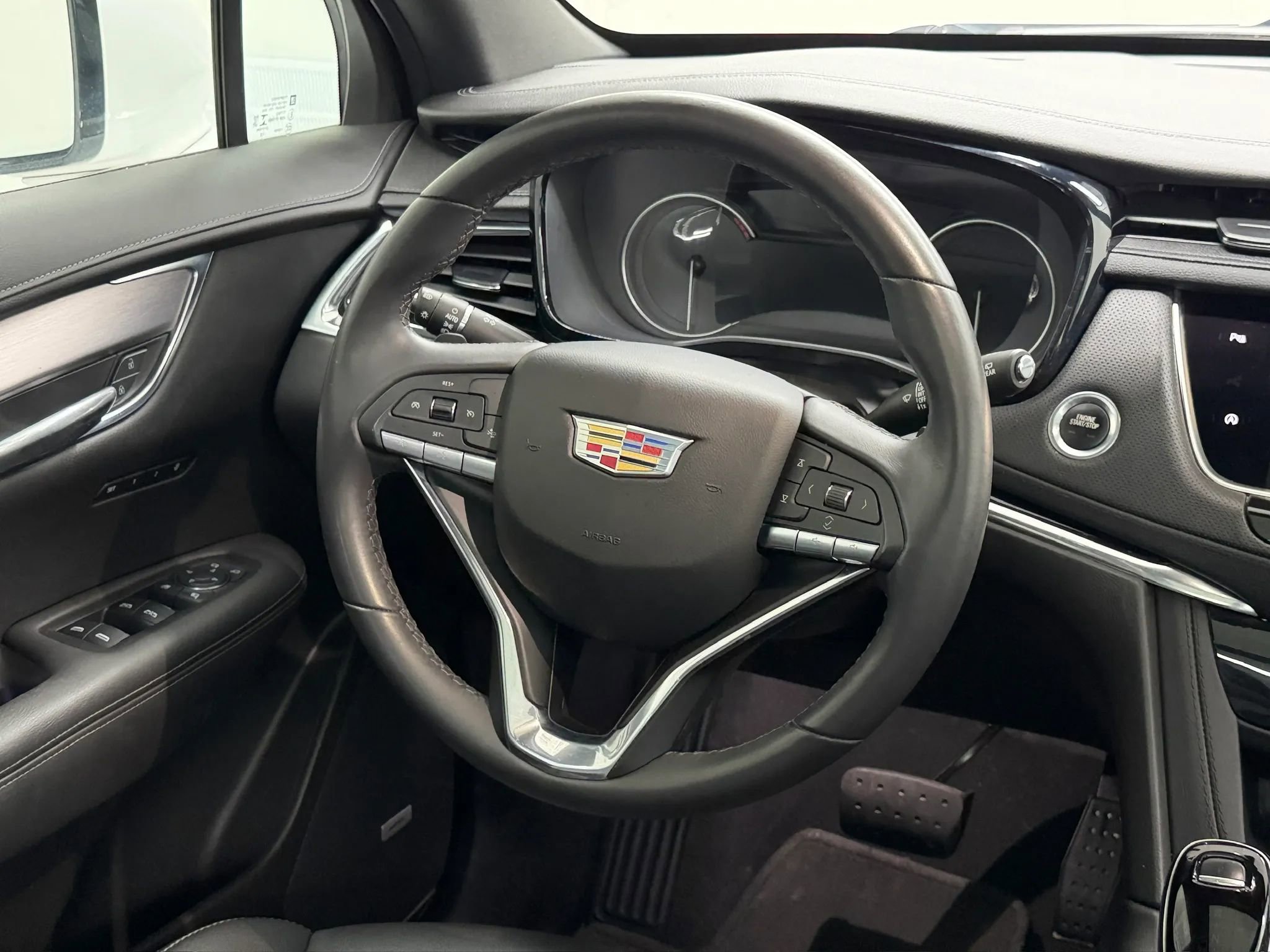Used 2023 Cadillac XT6 Luxury FWD image 19