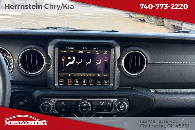 Used 2023 Jeep Gladiator Overland image 9